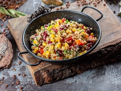 Vegan kinoasalat