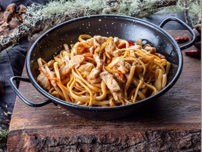 Teriyaki kanapasta